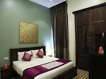 Oyo Premium Lorong Kinta Komtar George Town 3*,